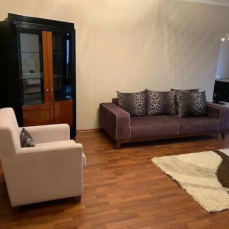 Full Furnished 4 Bedroom Whole Appartamento *