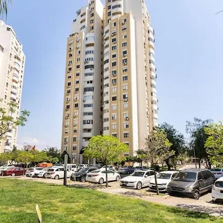 شقة Full Furnished 4 Bedroom Whole *