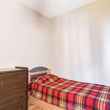 Full Furnished 4 Bedroom Whole إزمير