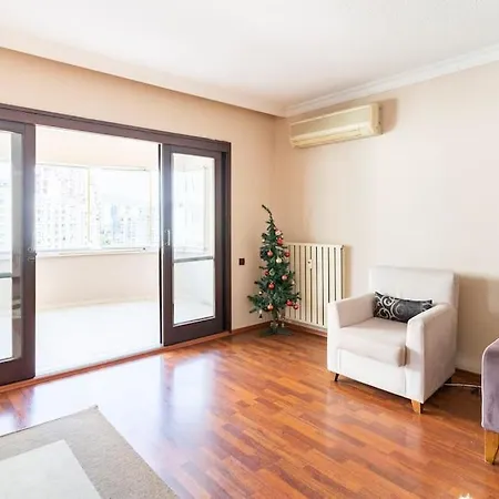 شقة Full Furnished 4 Bedroom Whole *
